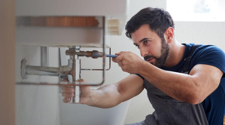 Professional water heater installation services in Midnight, MS